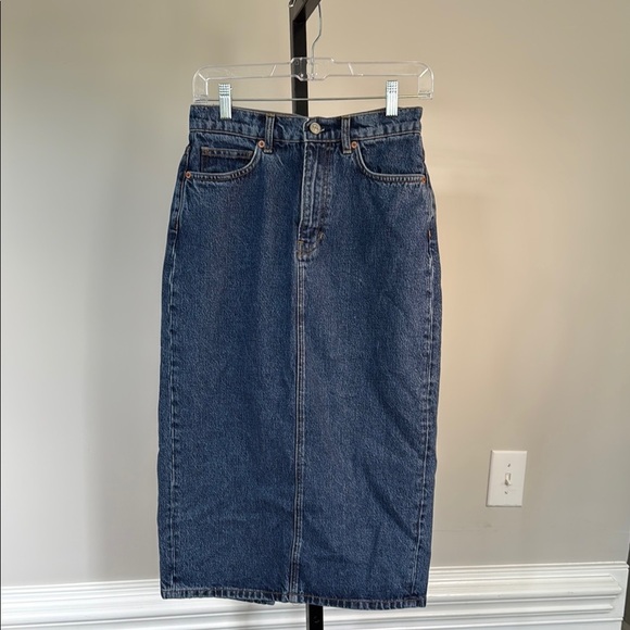 Reformation Dresses & Skirts - Reformation Jeans blue denim midi skirt size 26